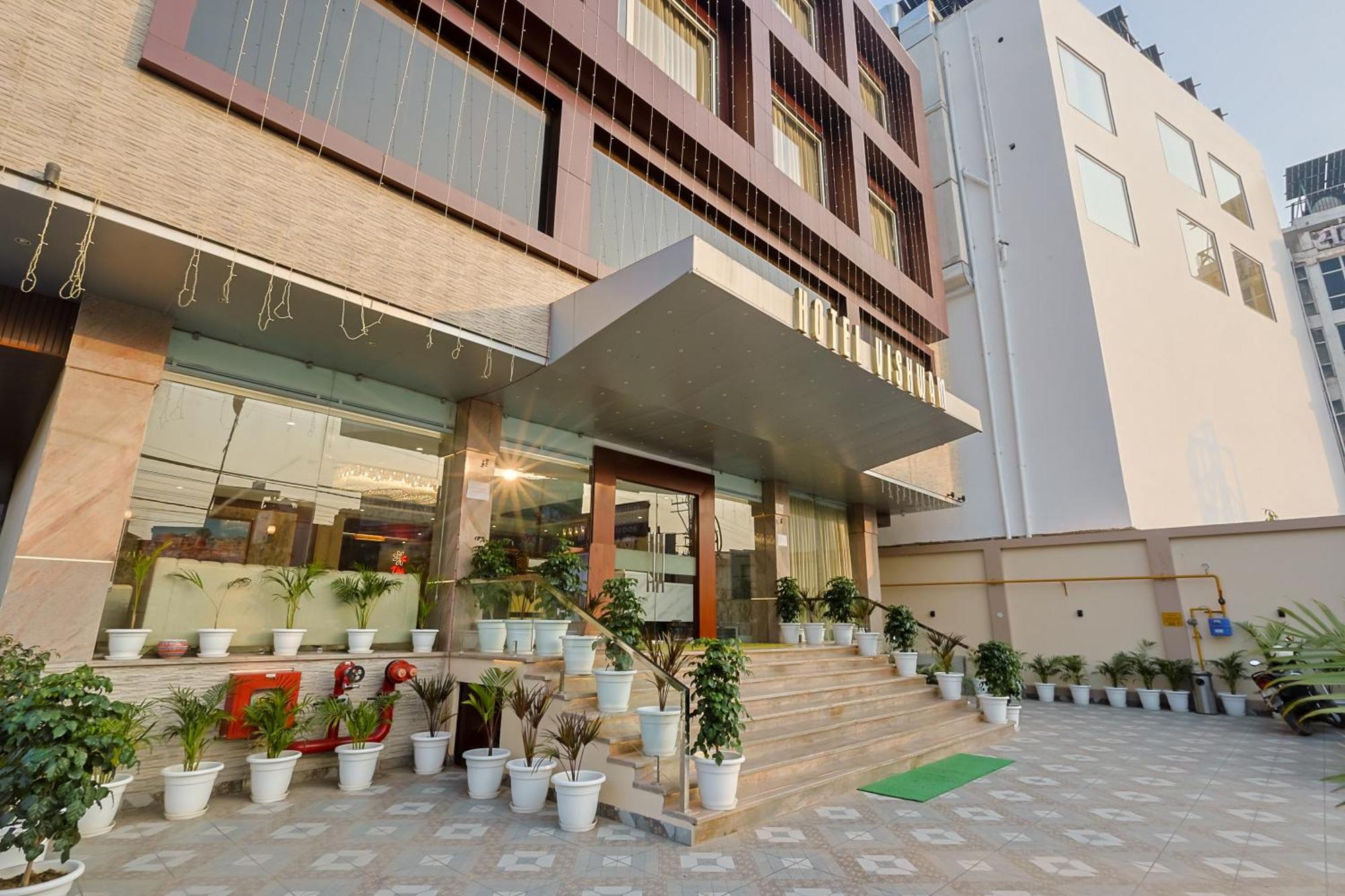 Fabhotel Vishwam Residency - Varanasi, Varanasi